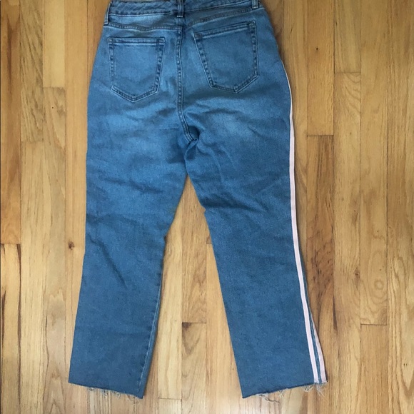 Wild Fable High Rise Kick Flair w/ Stripe Jeans 6 - Picture 6 of 7